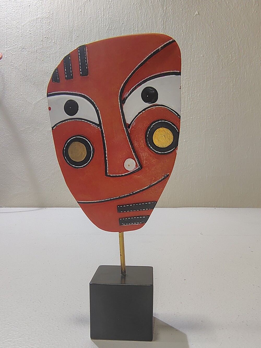 9" HCCMLOVE Wink Handcrafted Resin Abstract Sculpture Picasso Style Face
